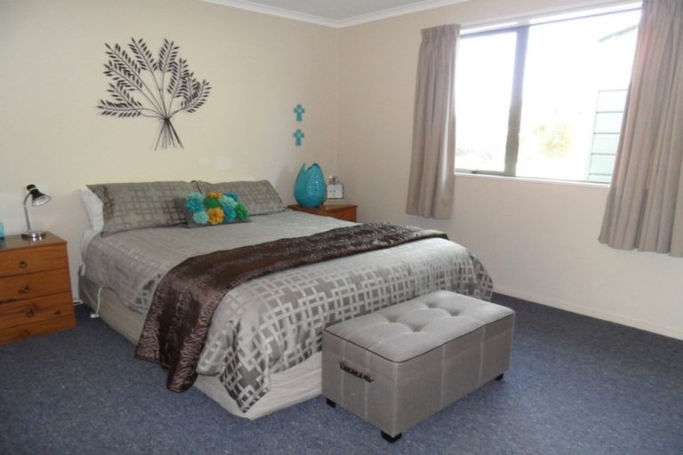 Photo of property in 1 Tarata Street, Kaka Point, Balclutha, 9271