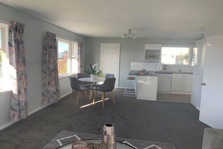 Photo of property in 74 Bickerton Street, Wainoni, Christchurch, 8061