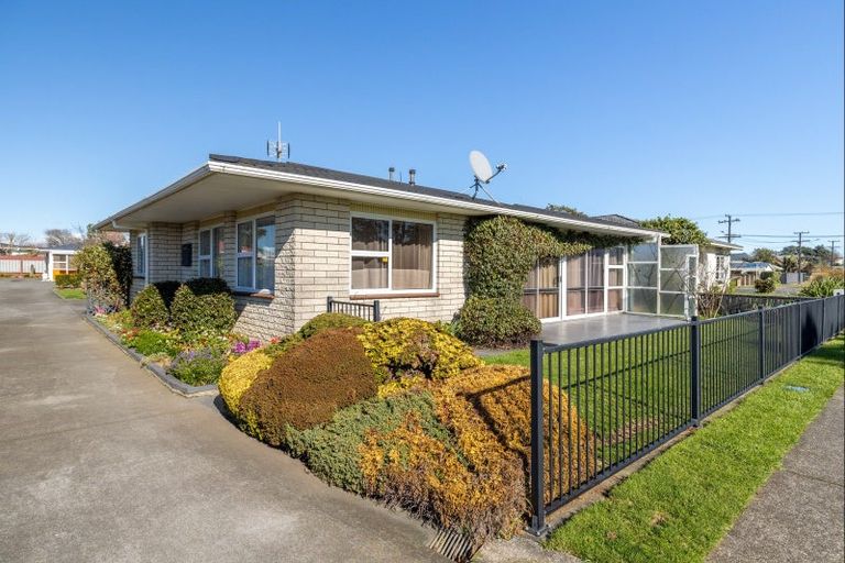 Photo of property in 1/95 Wallace Place, Westown, New Plymouth, 4310