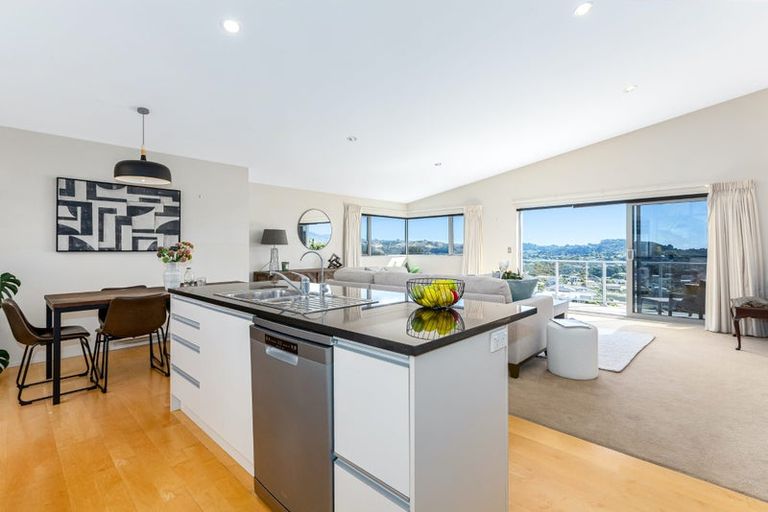 Photo of property in 22 Ships Cove, Whitby, Porirua, 5024