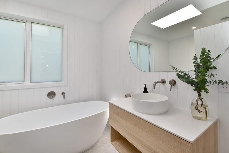 Photo of property in 35b St James Avenue, Helensville, 0800