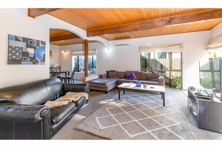 Photo of property in 2/6a Vernon Terrace, Hillsborough, Christchurch, 8022