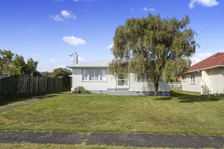 Photo of property in 20 Norfolk Street, Levin, 5510