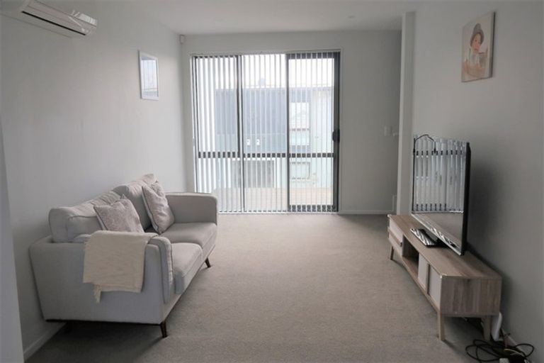 Photo of property in 13 Glenae Lane, Hobsonville, Auckland, 0618