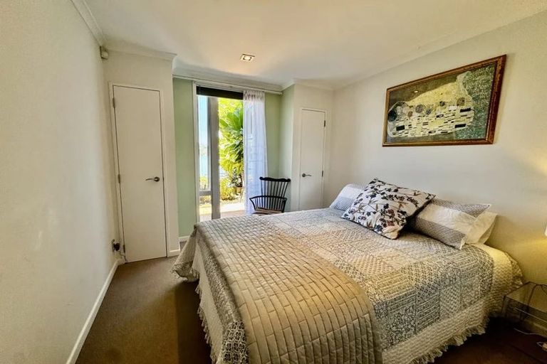 Photo of property in Marrakech Cafe, 14/305 Evans Bay Parade, Hataitai, Wellington, 6021