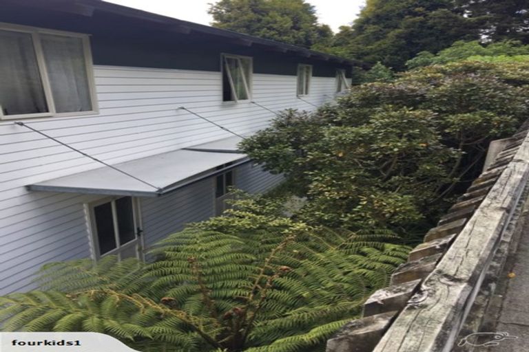 Photo of property in 2f/20 Ian Marwick Place, Birkenhead, Auckland, 0626