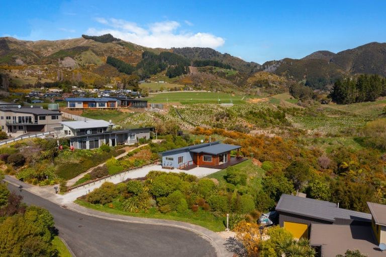 Photo of property in 19 Sandridge Terrace, Pohara, Takaka, 7183