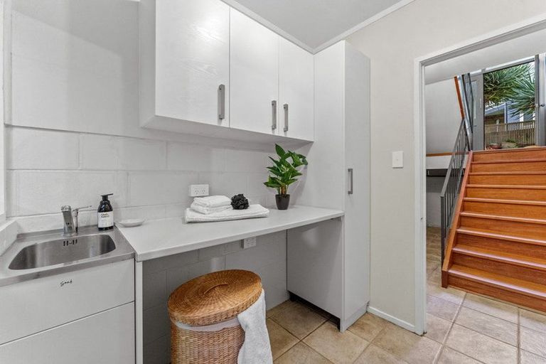 Photo of property in 94 Glencoe Road, Browns Bay, Auckland, 0630