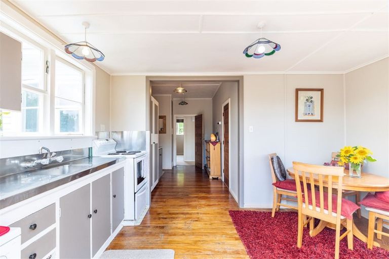 Photo of property in 61 Manson Street, Terrace End, Palmerston North, 4410