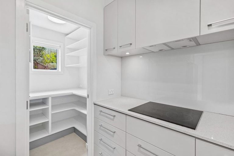 Photo of property in 29 Landmark Terrace, Orewa, 0931