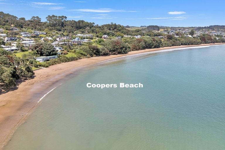 Photo of property in 23 Kotare Drive, Coopers Beach, 0420