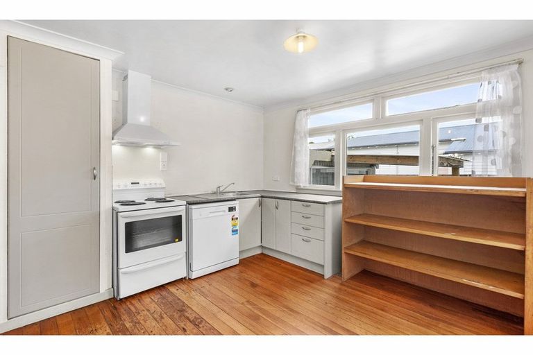 Photo of property in 16 Wilson Street, Hamilton East, Hamilton, 3216