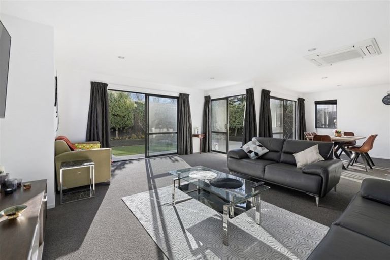 Photo of property in 17 Hillmorton Street, Hillmorton, Christchurch, 8024