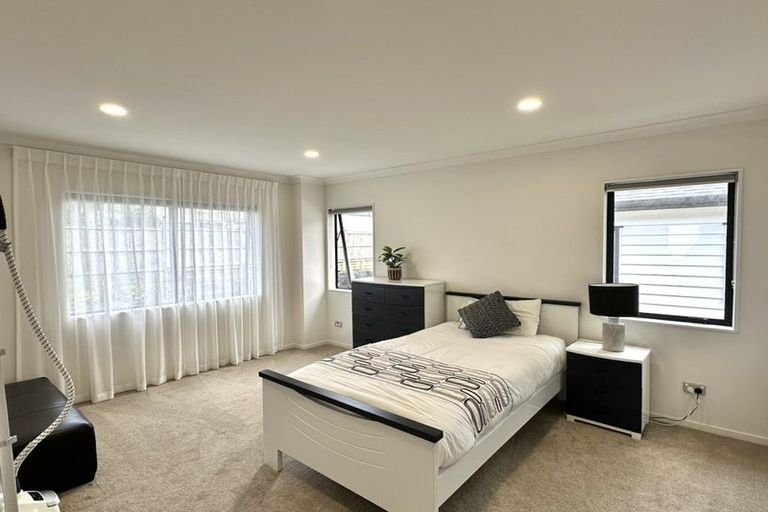 Photo of property in 24 Matahae Drive, Flat Bush, Auckland, 2019