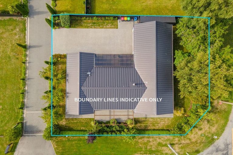 Photo of property in 2 Templer Street, Geraldine, 7930