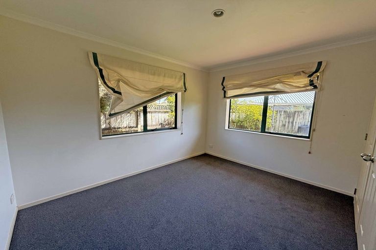 Photo of property in 85 Sandwich Road, St Andrews, Hamilton, 3200