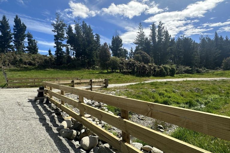 Photo of property in 46 Seddons Tce Road, Ruatapu, Hokitika, 7883