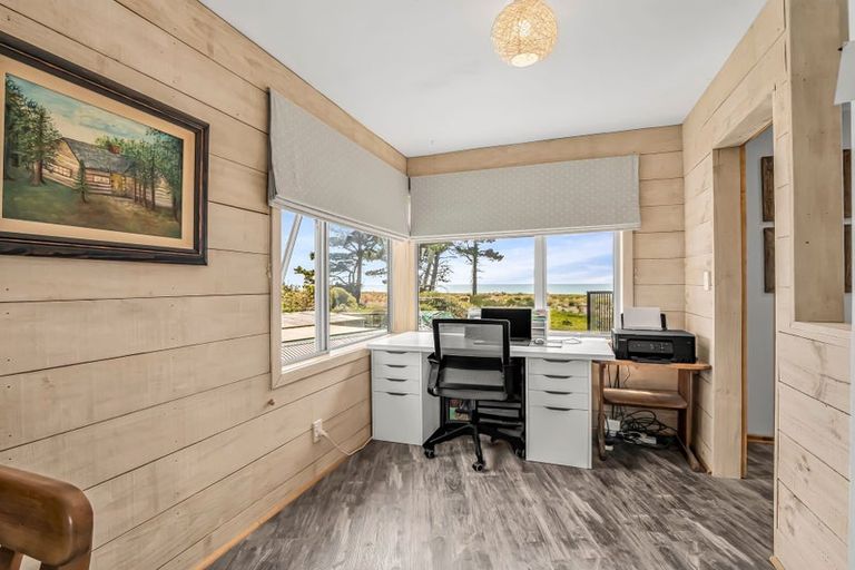 Photo of property in 47 Chamberlain Avenue, Amberley, 7481