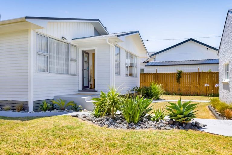 Photo of property in 28a Napier Street, Opunake, 4616