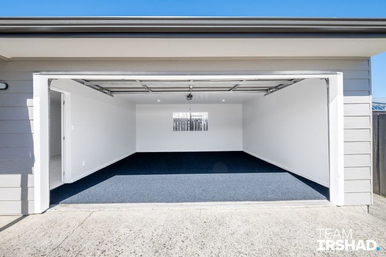Photo of property in 176 Finlayson Avenue, Clendon Park, Auckland, 2103