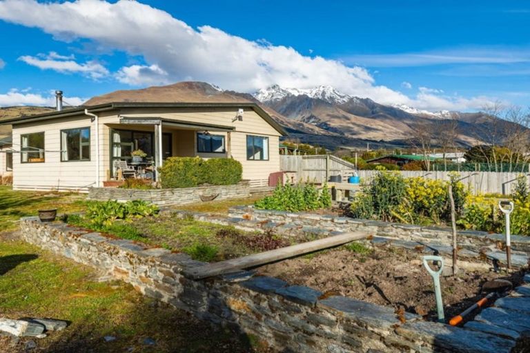 Photo of property in 5 Butement Street, Glenorchy, 9372