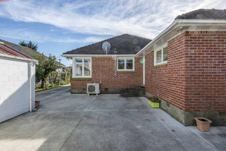 Photo of property in 4 Ravenna Street, Avonhead, Christchurch, 8042