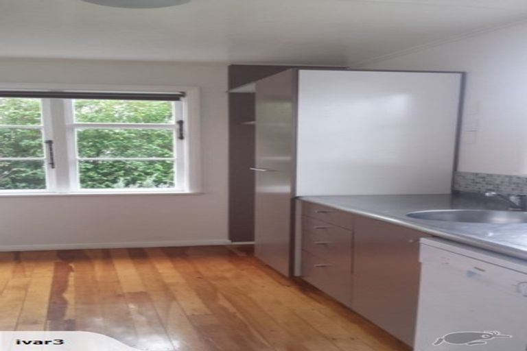 Photo of property in 7 Dominion Park Street, Johnsonville, Wellington, 6037