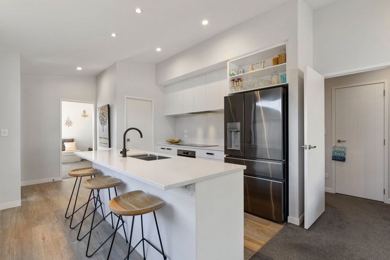 Photo of property in 64 Franks Way, Papamoa Beach, Papamoa, 3118