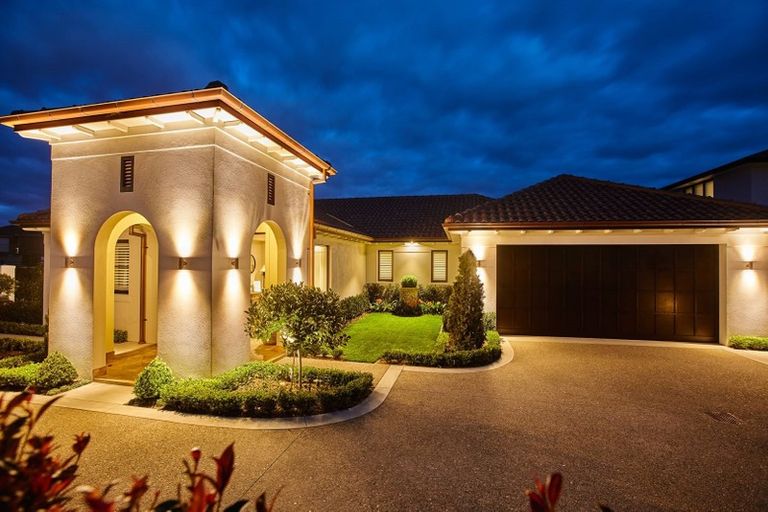 Photo of property in 80 Capriana Drive, Karaka, Papakura, 2113