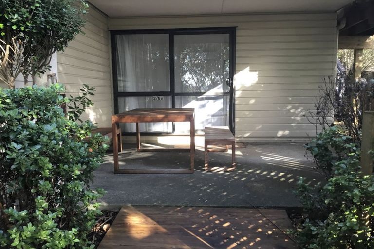 Photo of property in 8d Schnapper Rock Road, Schnapper Rock, Auckland, 0632