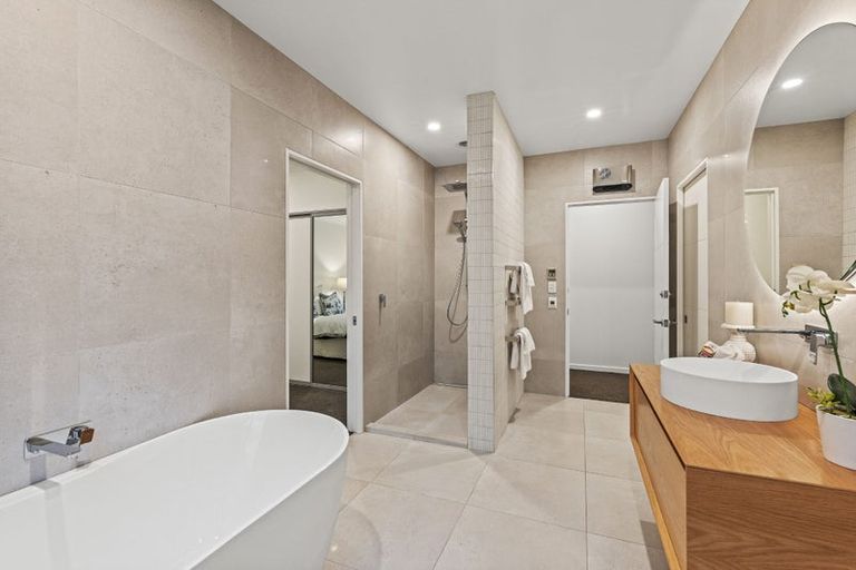 Photo of property in 43 Oakgrove Drive, Rangiora, 7400