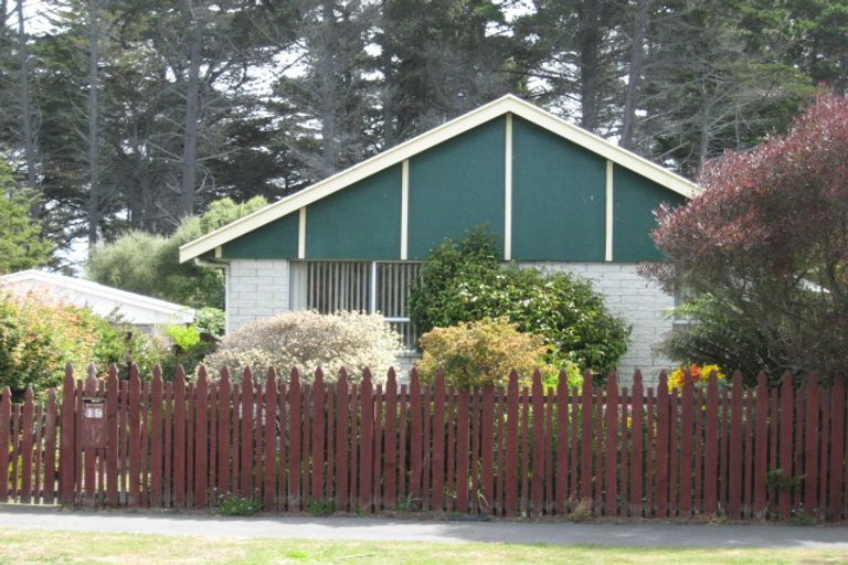 Photo of property in 19 Seafield Place, South New Brighton, Christchurch, 8062