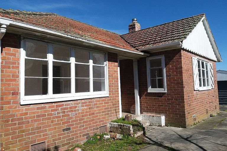 Photo of property in 48 Delta Avenue, New Lynn, Auckland, 0600