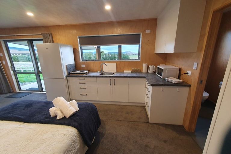 Photo of property in 113 Muhunoa Road West, Ohau, Levin, 5570