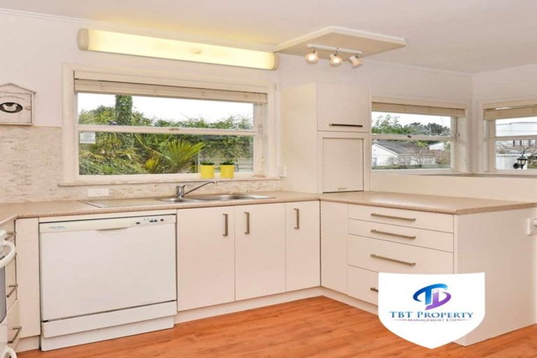 Photo of property in 57 Linwood Avenue, Mount Albert, Auckland, 1025