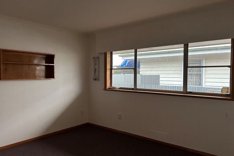 Photo of property in 284 Kennedy Road, Onekawa, Napier, 4110