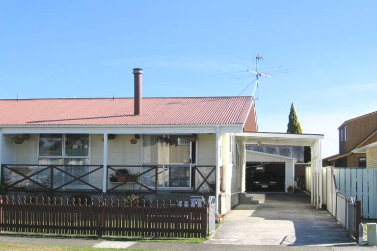 Photo of property in 2/6 William Booth Grove, Trentham, Upper Hutt, 5018