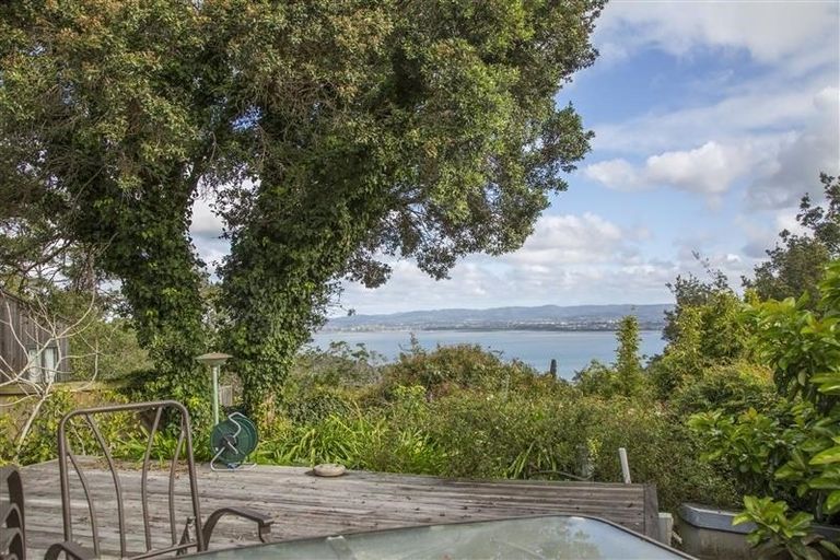 Photo of property in 56a Rangatira Road, Beach Haven, Auckland, 0626