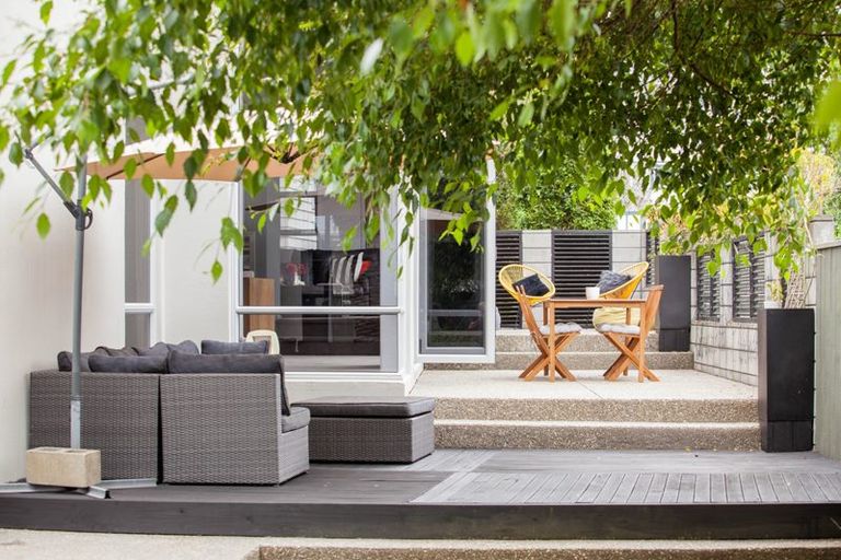 Photo of property in 41 Lorna Street, Lynmouth, New Plymouth, 4310