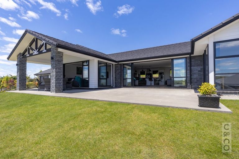 Photo of property in 104 Solan Drive, Waimauku, 0812