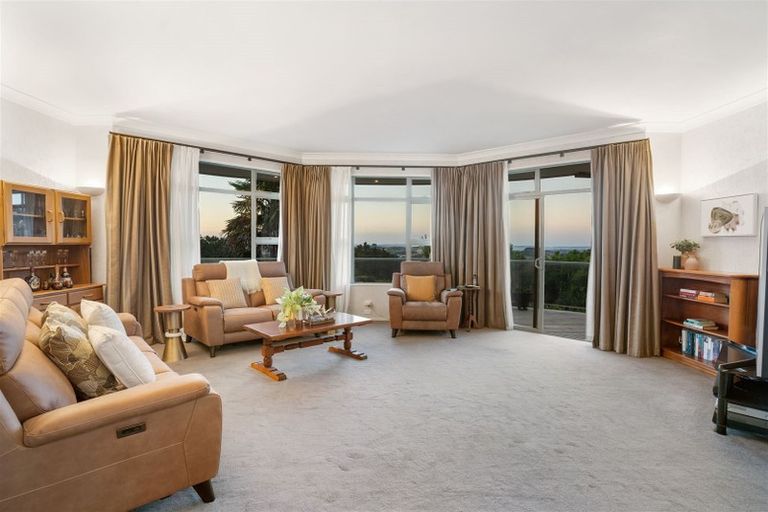 Photo of property in 565 Redoubt Road, Flat Bush, Auckland, 2019