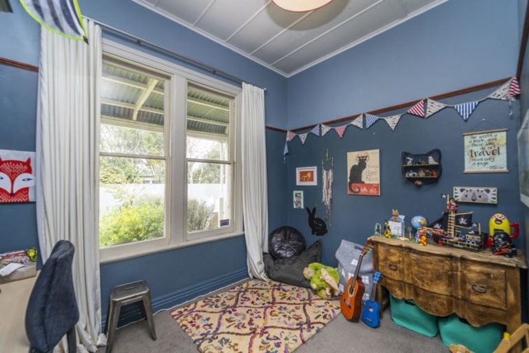 Photo of property in 27 Rhodes Street, Carterton, 5713