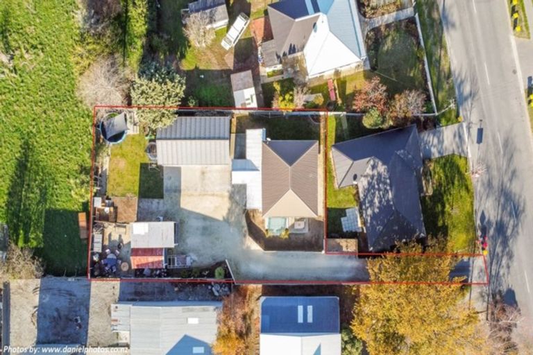 Photo of property in 12 Leeston Lake Road, Leeston, 7632