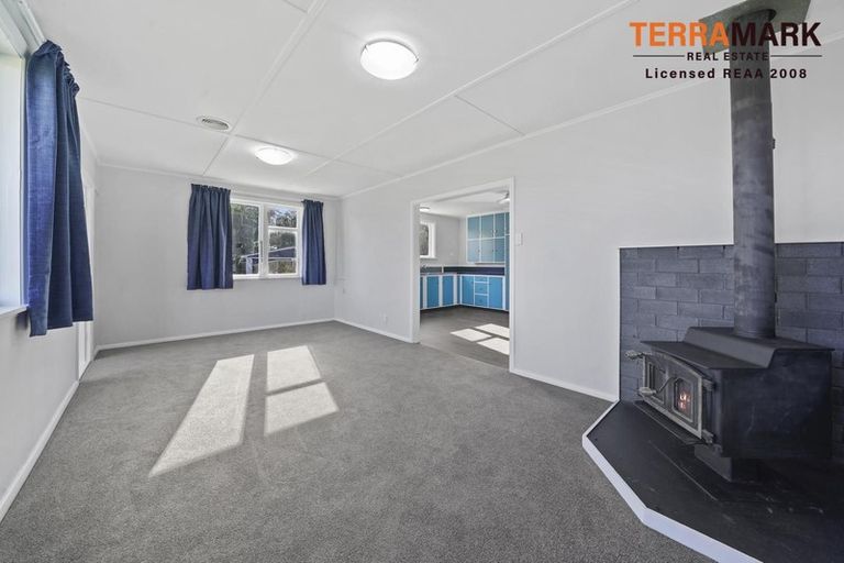 Photo of property in 9 Hewson Crescent, Otaki Beach, Otaki, 5512