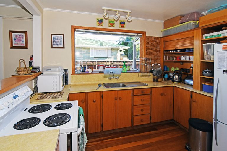 Photo of property in 24 Fergusson Street, Solway, Masterton, 5810