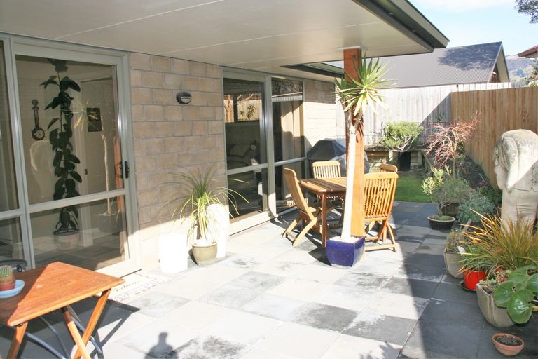 Photo of property in 3 Saint James Place, Fairfield, Dunedin, 9018