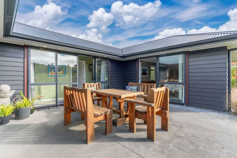 Photo of property in 500 Kinloch Road, Kinloch, Taupo, 3377