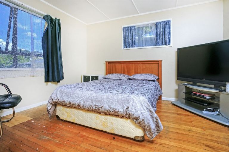 Photo of property in 21a Lancaster Road, Beach Haven, Auckland, 0626