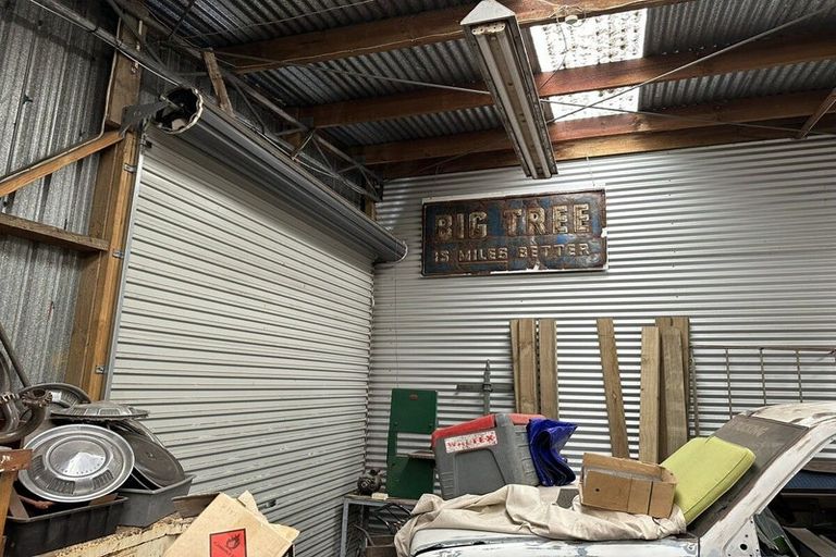 Photo of property in 2 Atiawa Street, Glen Avon, New Plymouth, 4312