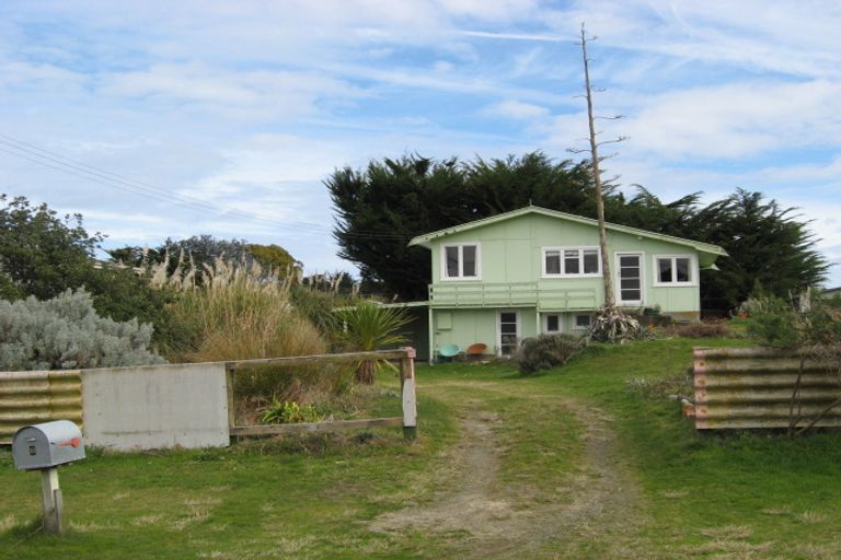 Photo of property in 8 Arthur Street, Waikawa Beach, Levin, 5573